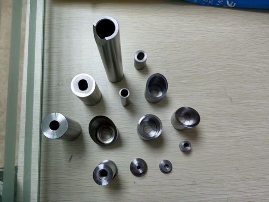 Buen precio Partes de mecanizado de precisión de acero, torneado y fresado, partes de fabricación de precisión en línea